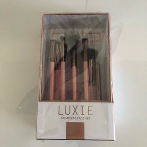 Luxie Complete Face Set Makeup Brushes
